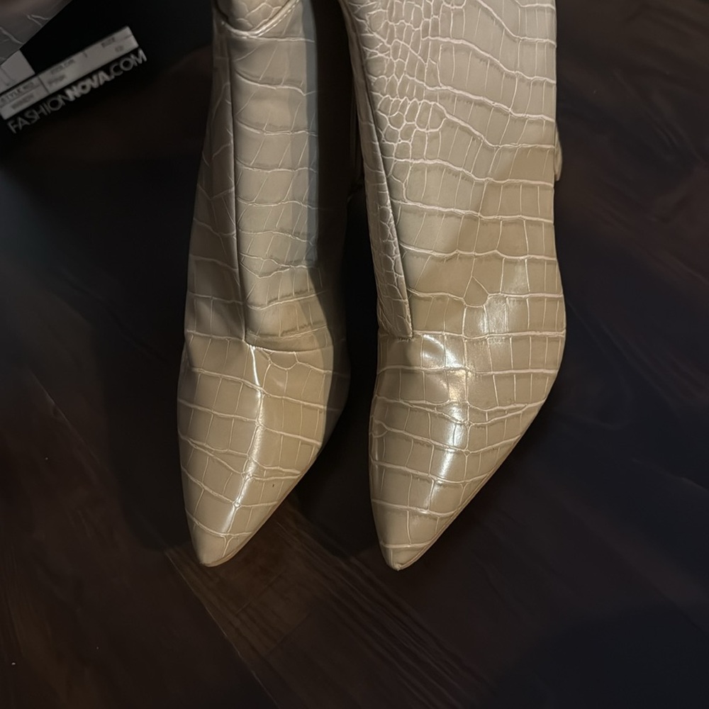 Tan snake skin boots brand new fashion nova size 9 - Picture 7 of 8